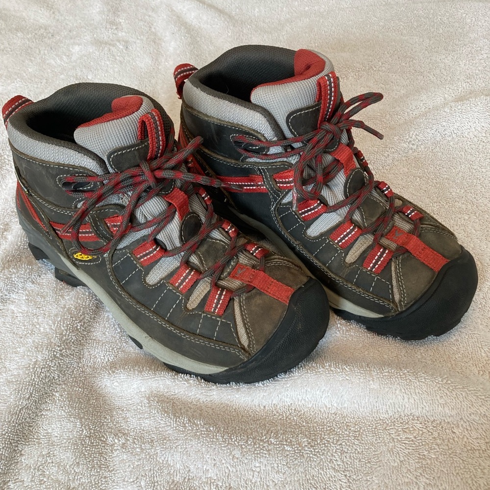Keen Targhee II Waterproof Women Hiking Boot 🧗🏽‍♀️